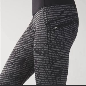 Lululemon Palm Leaf Pattern Pace Rival Crop